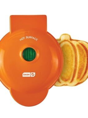 Dash Mini Pumpkin Waffle Maker